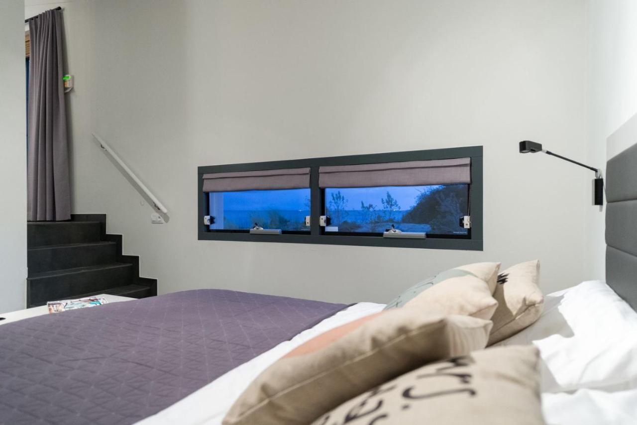 Oasis Punt-West Hotel & Beach Resort Ouddorp Exterior photo