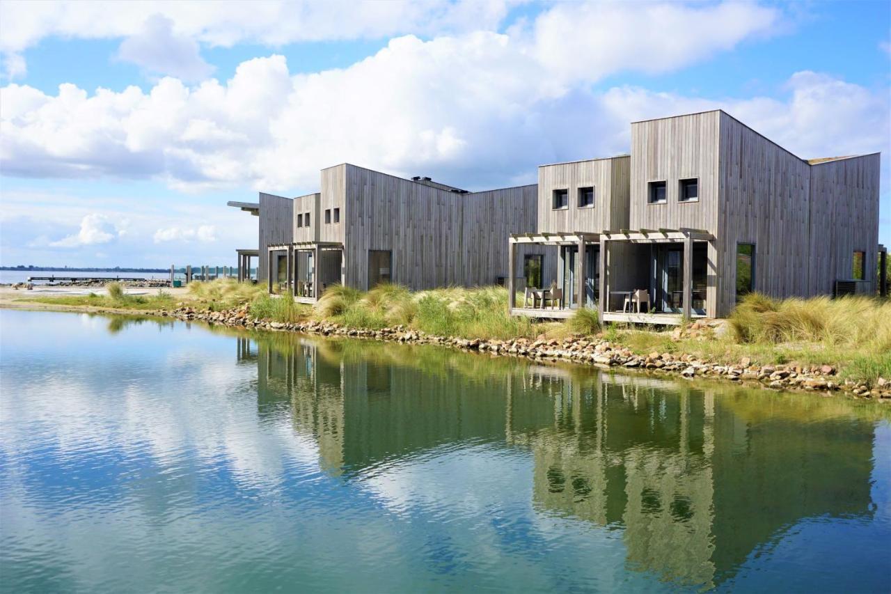 Oasis Punt-West Hotel & Beach Resort Ouddorp Exterior photo