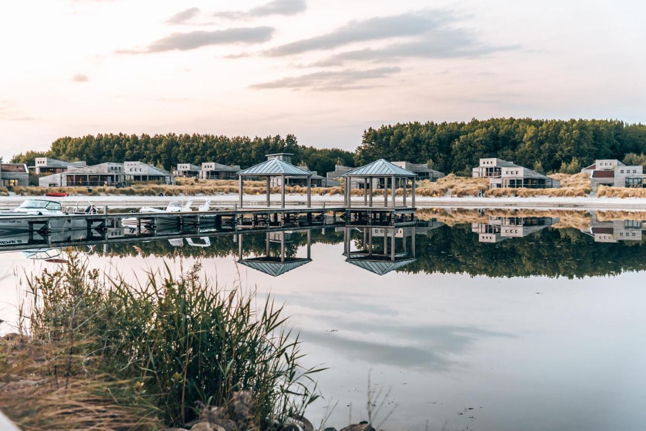 Oasis Punt-West Hotel & Beach Resort Ouddorp Exterior photo